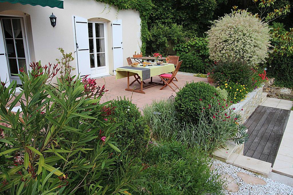 Logis Du Lievre D'Or Bed & Breakfast Montbazon Exterior photo