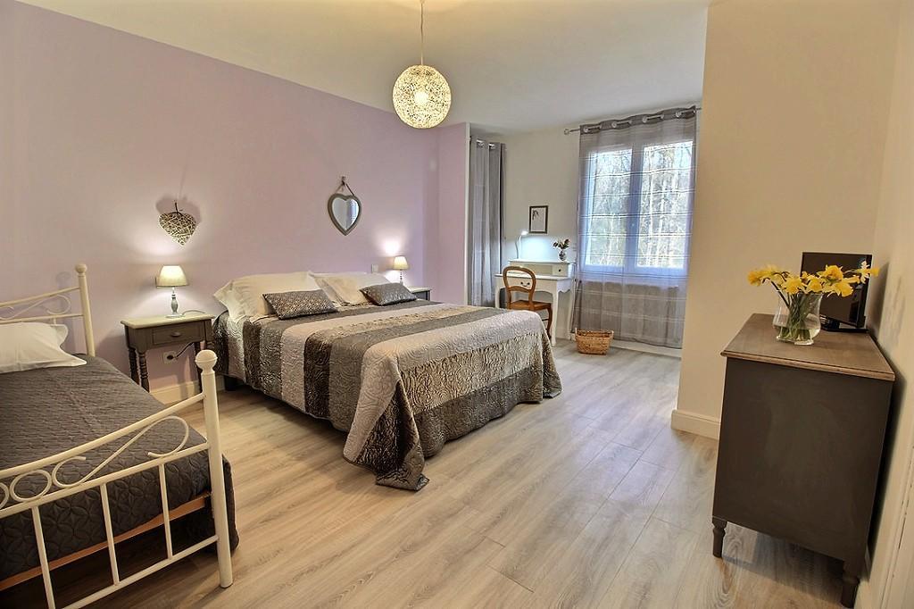 Logis Du Lievre D'Or Bed & Breakfast Montbazon Exterior photo